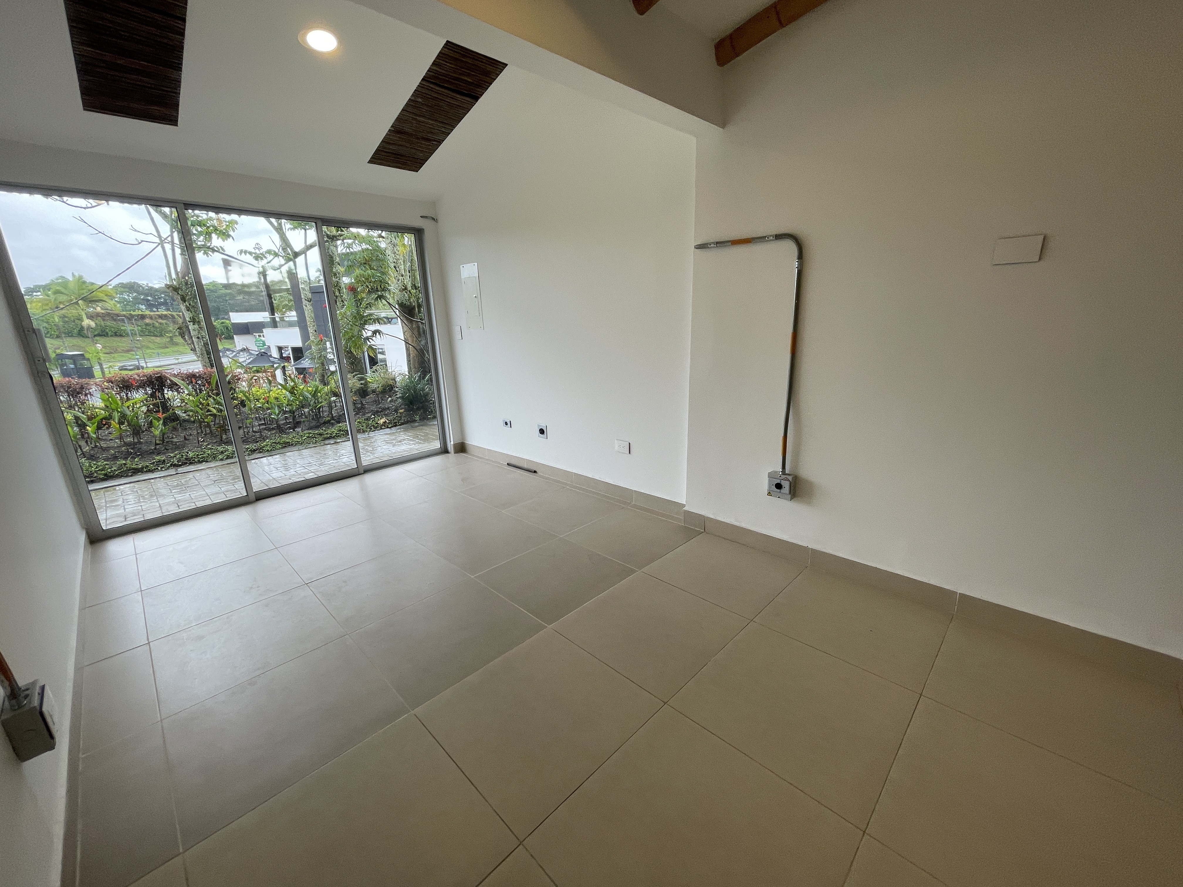 Local en Arriendo en El Caimo, Armenia
