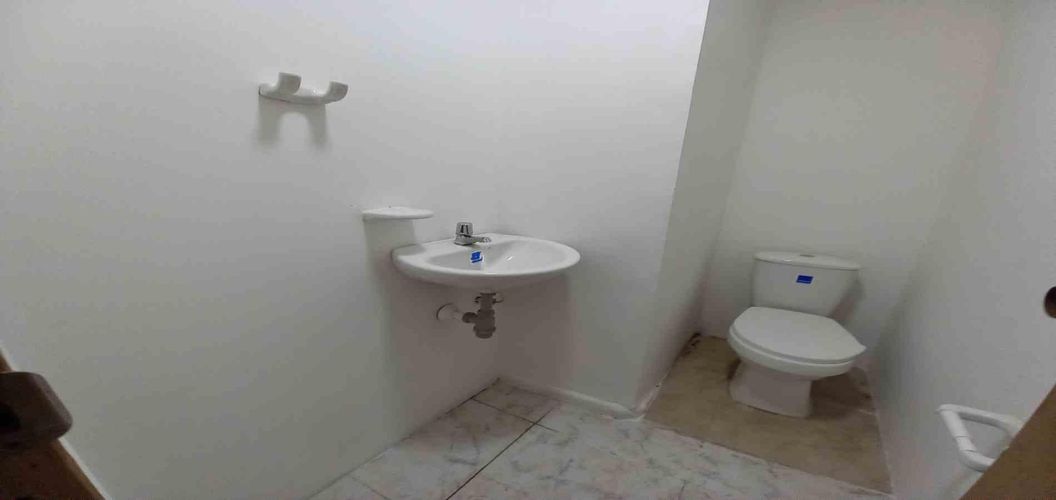 Local en arriendo en Alta Suiza, Manizales, 17 m² · foto 3 de 13