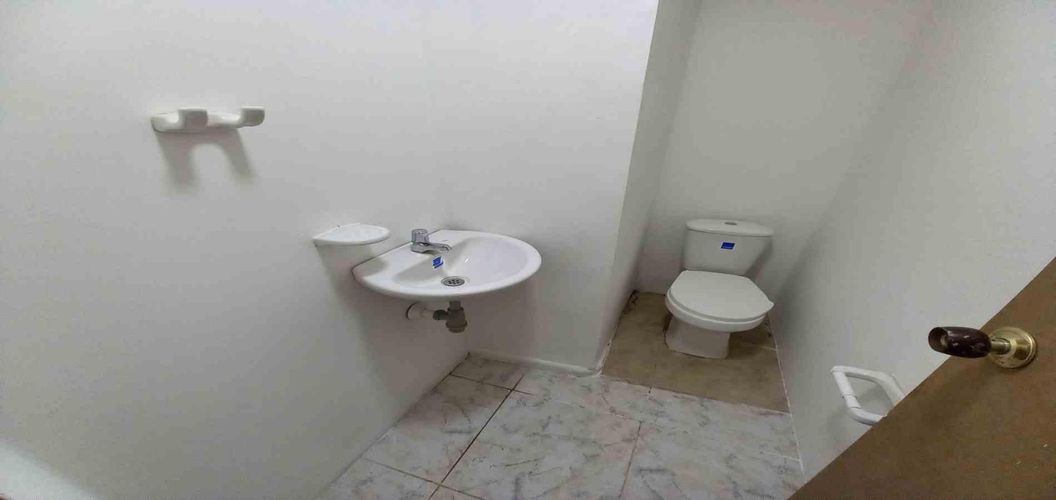 Local en arriendo en Alta Suiza, Manizales, 17 m² · foto 4 de 13