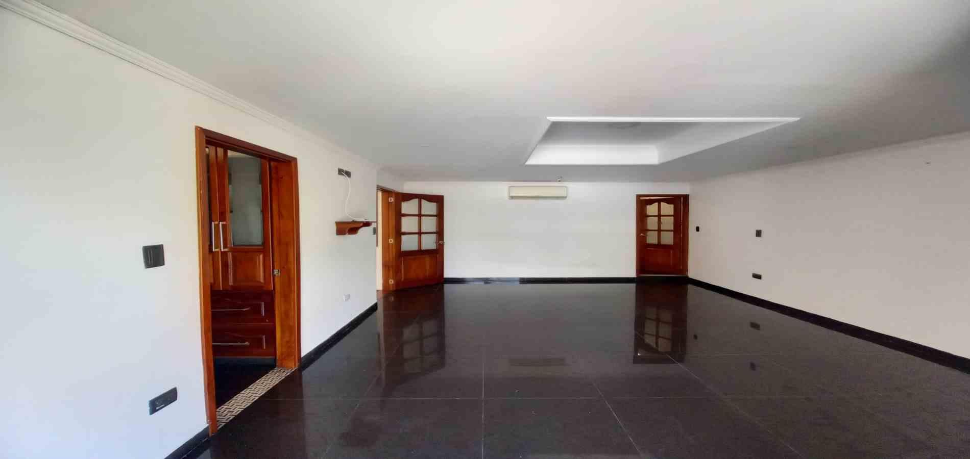 Casa en venta en Los Almendros, Dosquebradas · foto 3 de 24