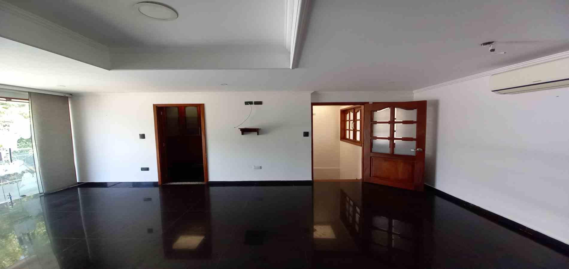 Casa en venta en Los Almendros, Dosquebradas · foto 5 de 24