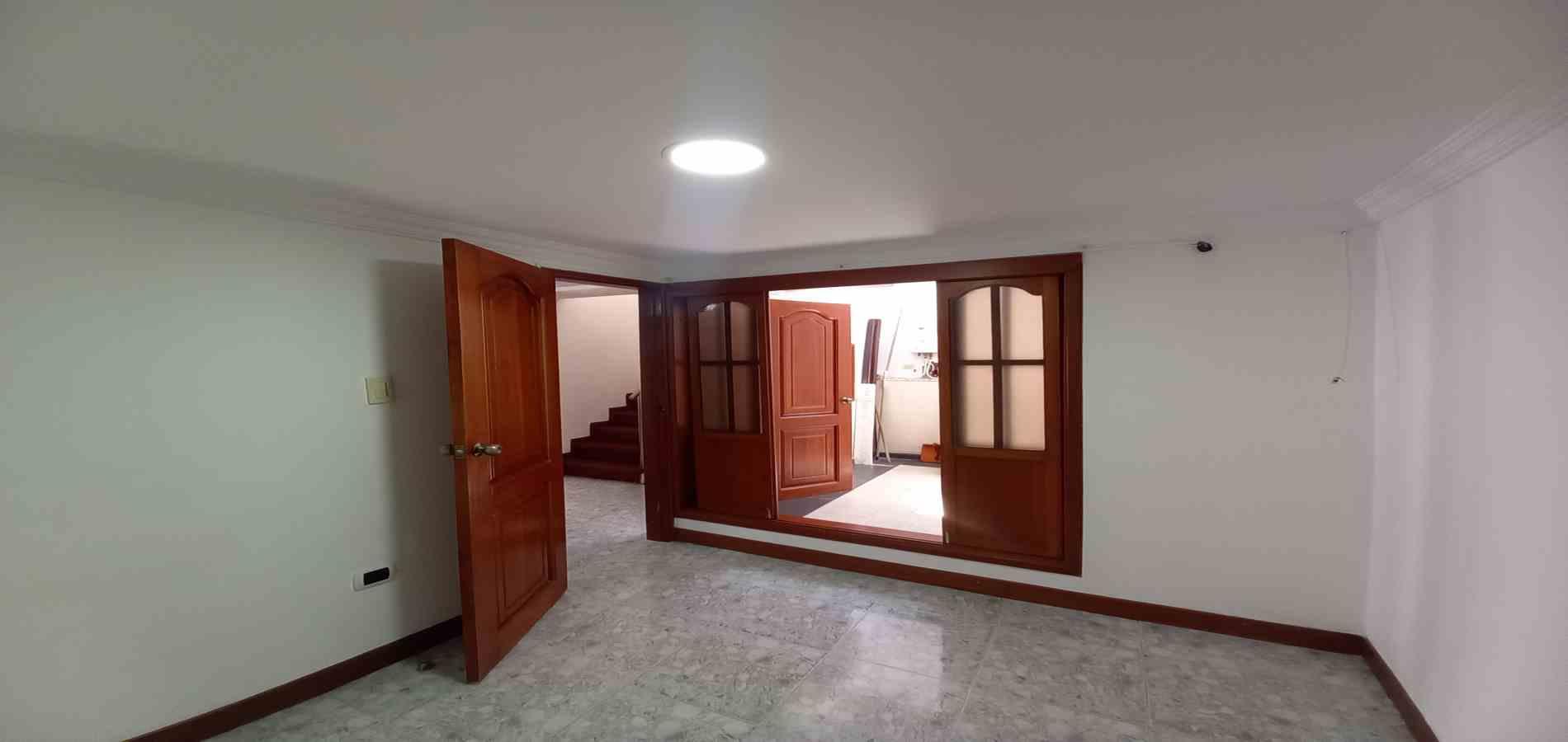 Casa en venta en Los Almendros, Dosquebradas · foto 18 de 24