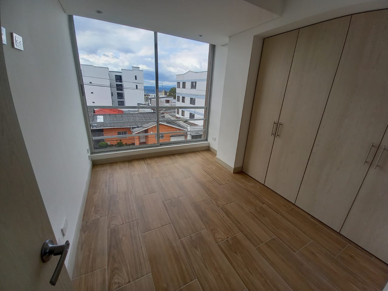 Apartamento en venta en Chipre, Manizales · foto 8 de 24