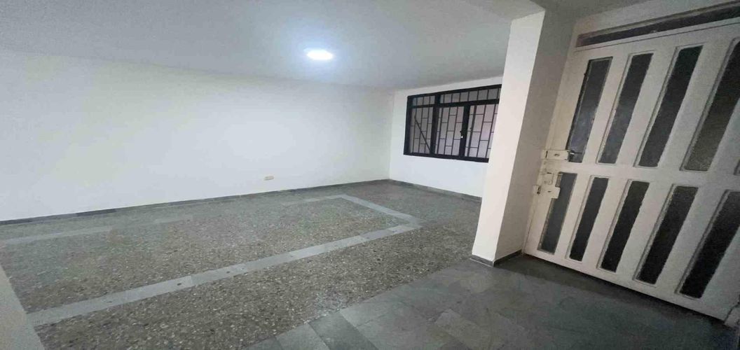 Casa de 4 alcobas en venta en Sector Parque Valencia, Armenia, 145 m² · foto 3 de 23