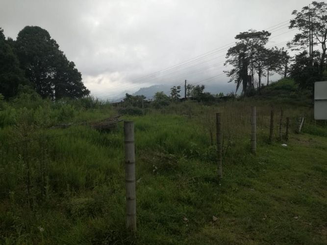 Lote en venta en Estación Uribe, Manizales, 3256 m² · foto 2 de 9
