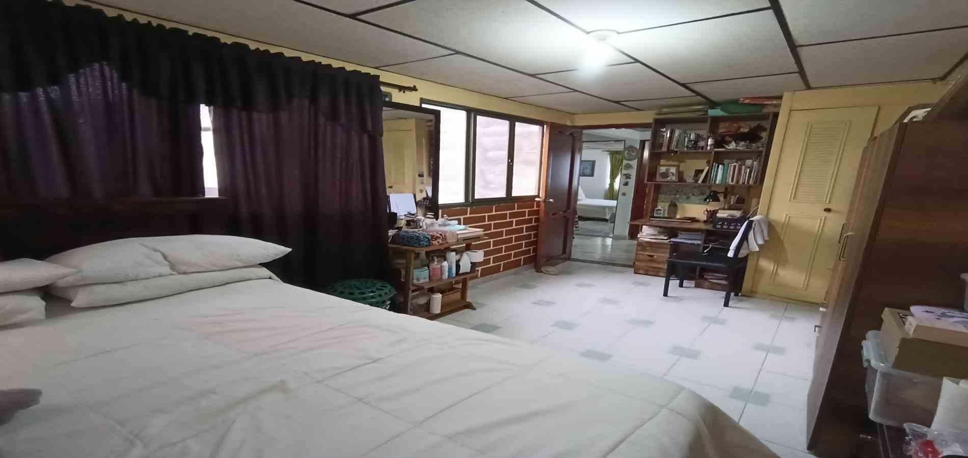 Casa en venta en Avenida Kevin Angel, Manizales · foto 10 de 24