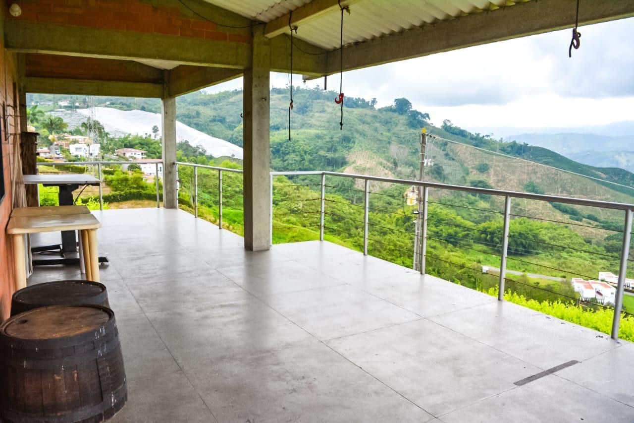 Casa en venta en Colombia, Manizales · foto 13 de 24