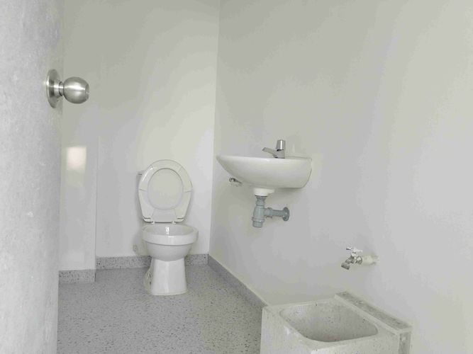 Edificio en venta en El Poblado Ii Etapa, Pereira, 340 m² · foto 4 de 21