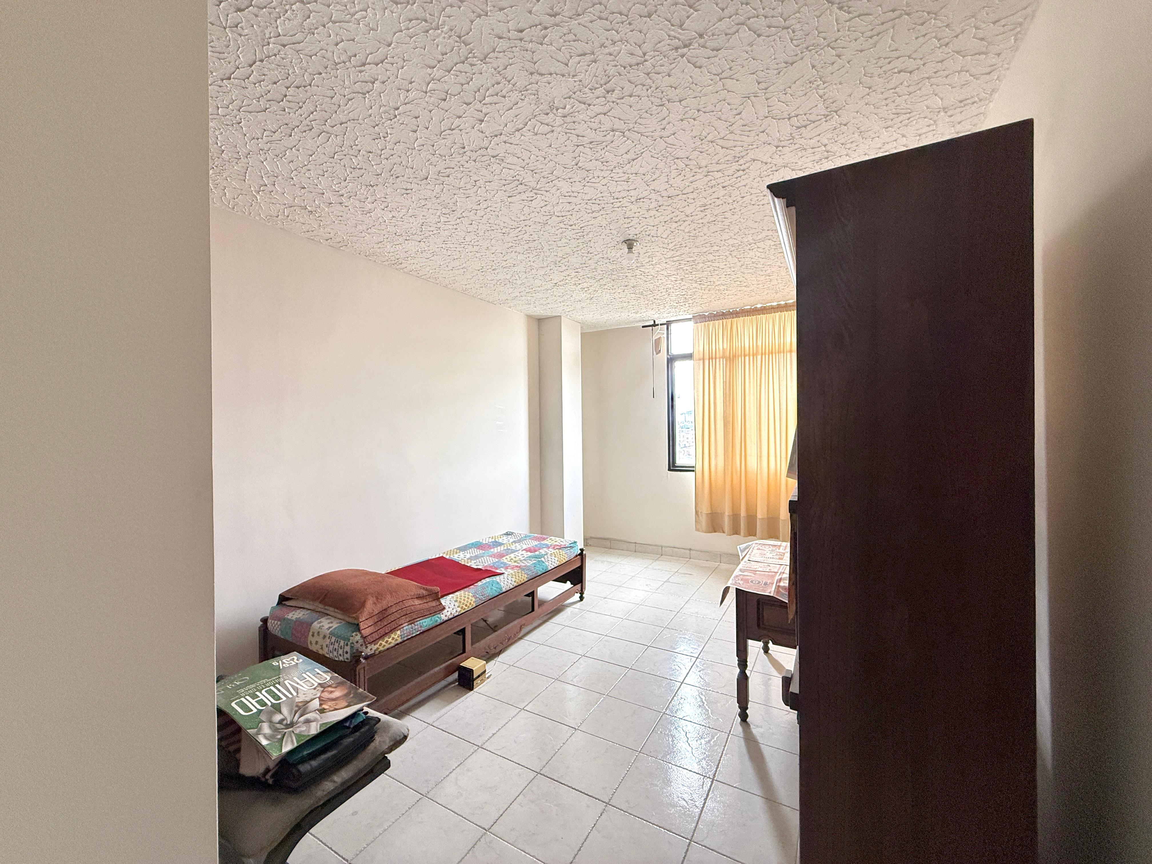 Apartamento en venta en Avenida 30 De Agosto, Pereira · foto 9 de 12