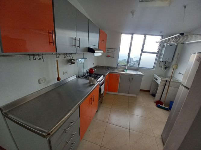 Edificio en venta en Los Alcazares, Manizales, 400 m² · foto 4 de 20