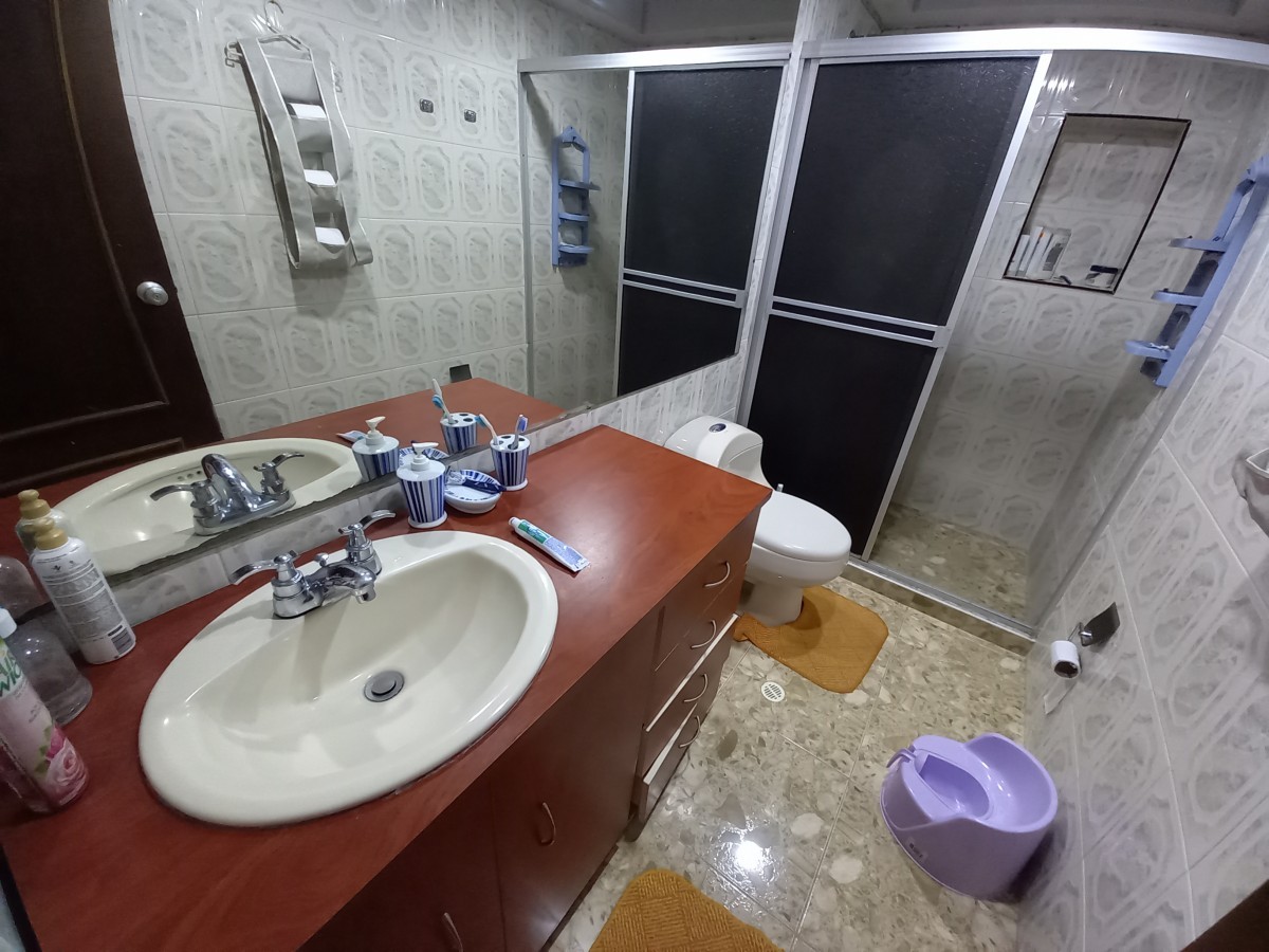 Casa en venta en La Camelia, Manizales · foto 11 de 24