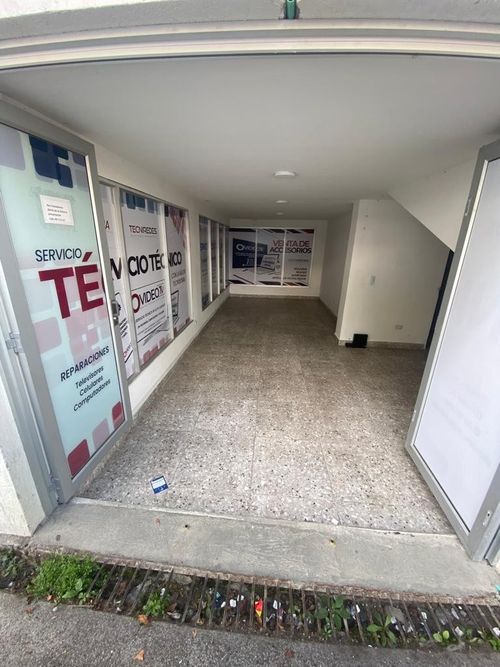 Local en venta en El Centro, Manizales, 280 m² · foto 2 de 5