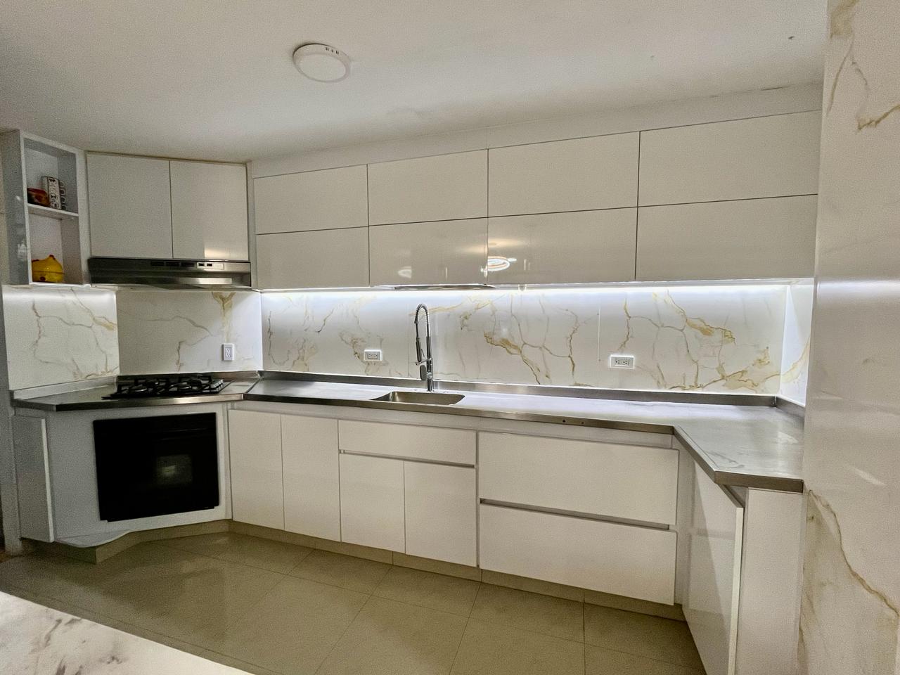 Apartamento en venta en Los Alpes, Pereira · foto 7 de 18