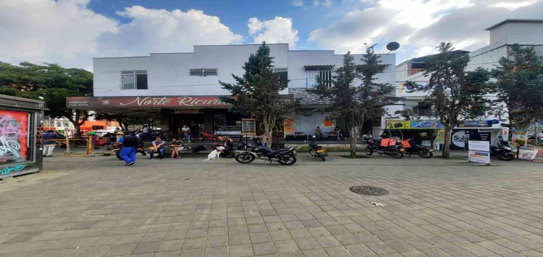 Local en venta en Granada, Armenia, 29 m² · foto 3 de 6