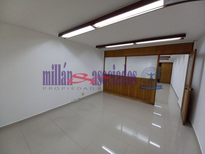 Oficina en venta en El Centro, Manizales, 38 m² · foto 3 de 20