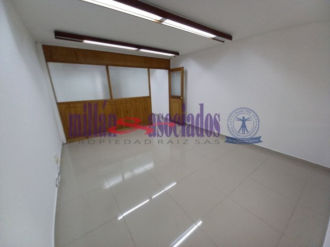 Oficina en venta en El Centro, Manizales, 38 m² · foto 4 de 20