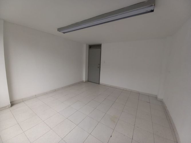 Oficina en arriendo en El Centro, Manizales, 20 m² · foto 8 de 20