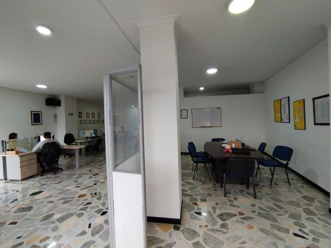 Local en venta en Sector 30 De Agosto Ii Etapa, Pereira, 118 m² · foto 18 de 19