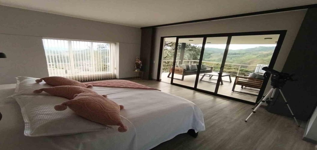 Casa de 6 alcobas en venta en Cerro De Oro, Manizales, 400 m² · foto 8 de 24