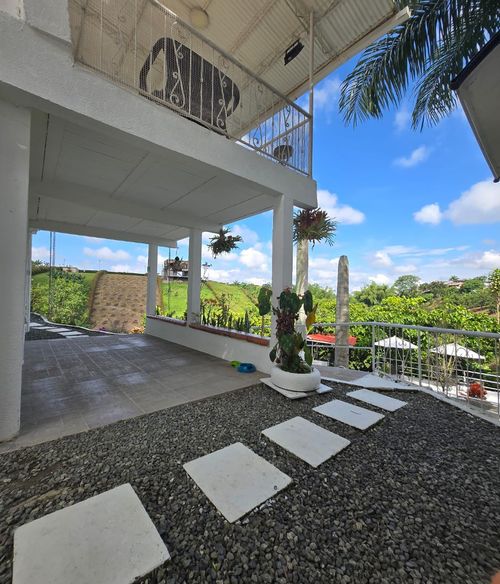 Finca en venta en Morelia, Pereira, 6400 m² · foto 3 de 24