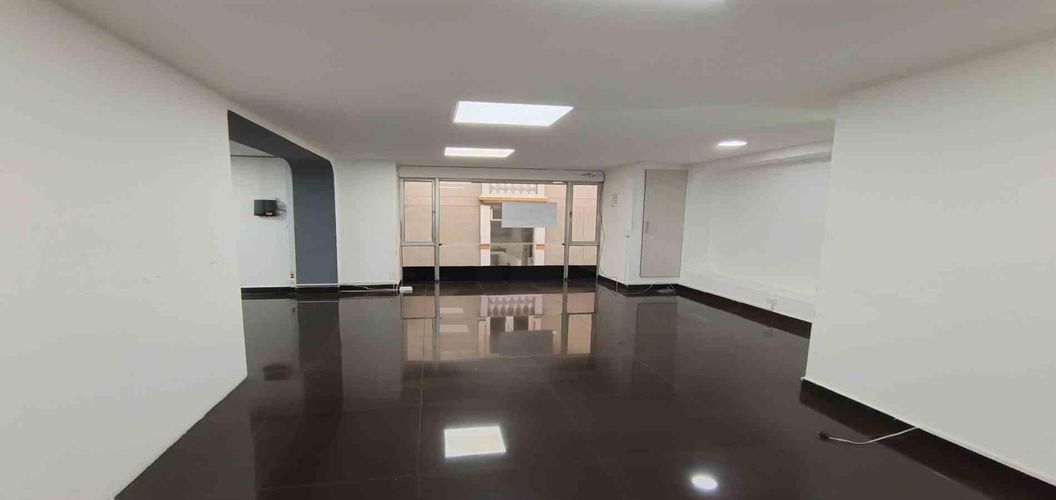 Local en arriendo en El Centro, Manizales, 50 m² · foto 3 de 24