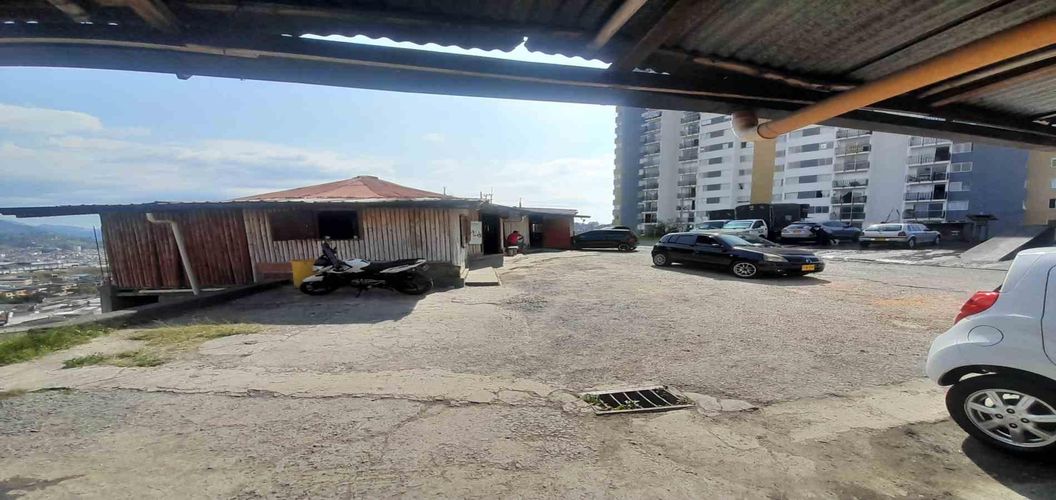 Lote en venta en Cervantes, Manizales · foto 2 de 24