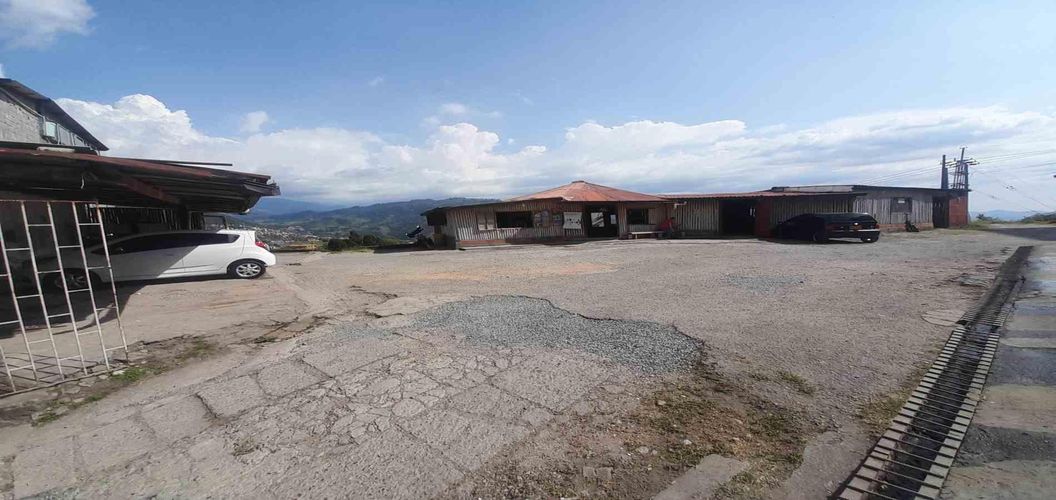 Lote en venta en Cervantes, Manizales · foto 13 de 24