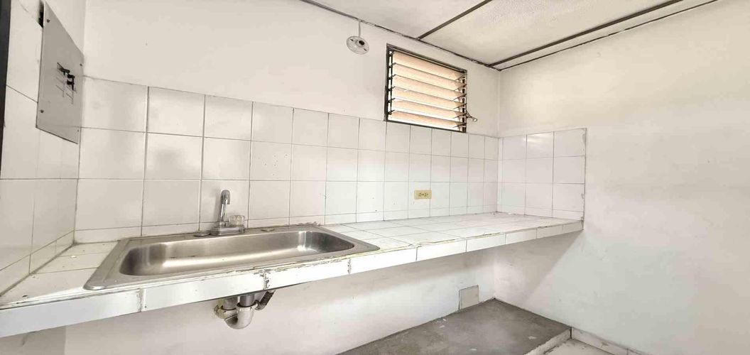 Local en arriendo en Sector Lago Uribe, Pereira, 89 m² · foto 5 de 14