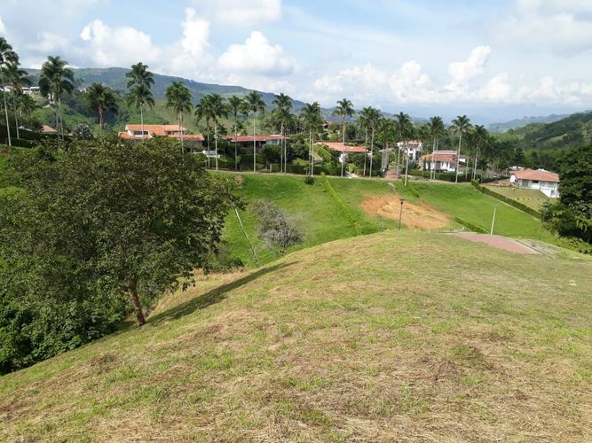Lote en venta en Alto Del Perro, Manizales, 4200 m² · foto 9 de 24