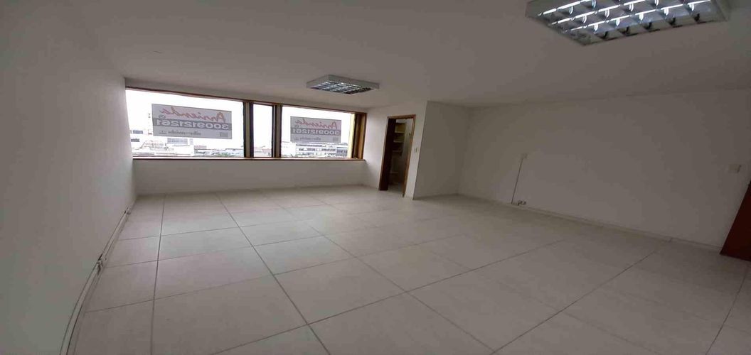 Oficina en arriendo en El Centro, Manizales, 23 m² · foto 3 de 24