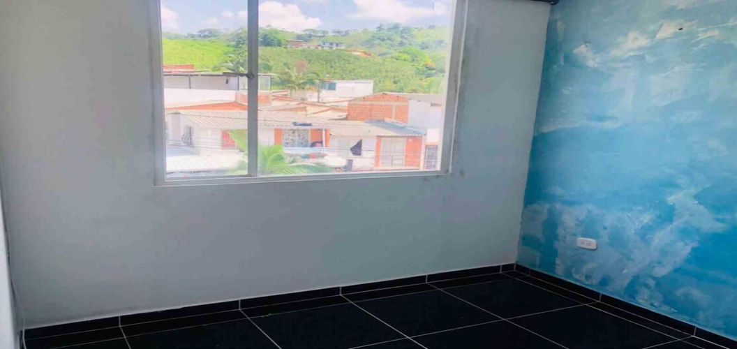Apartamento de 3 alcobas en venta en Malaga, Pereira, 43 m² · foto 12 de 18