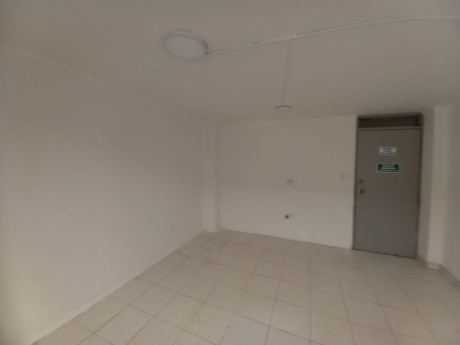 Oficina en arriendo en El Centro, Manizales, 20 m² · foto 2 de 20