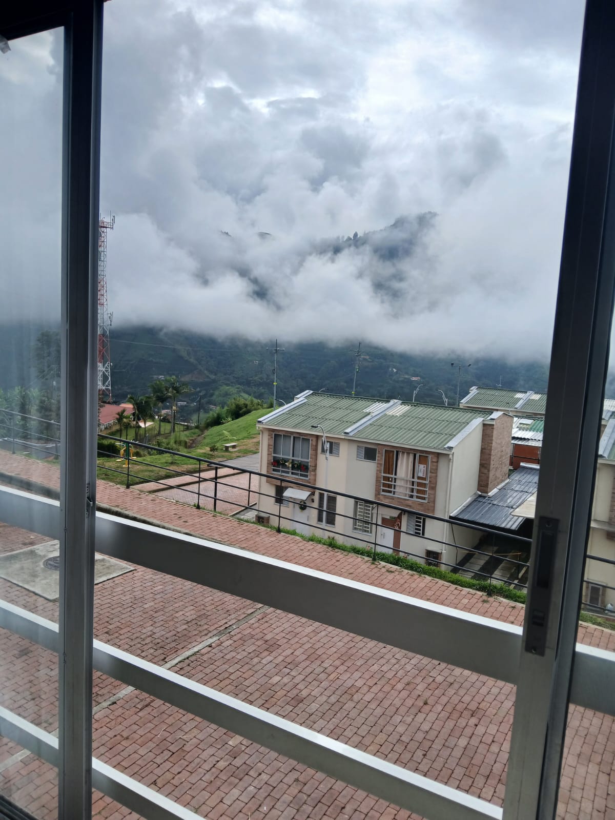 Casa en venta en Bajo Tablazo, Manizales · foto 4 de 24