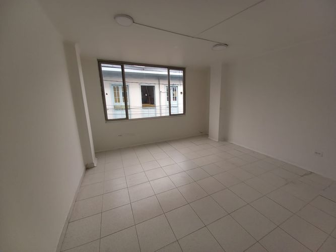 Oficina en arriendo en El Centro, Manizales, 20 m² · foto 9 de 20
