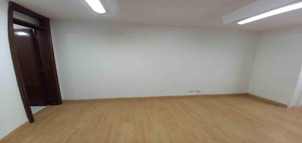 Oficina en venta en El Centro, Manizales, 82 m² · foto 7 de 24