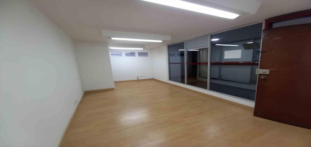 Oficina en venta en El Centro, Manizales, 82 m² · foto 11 de 24