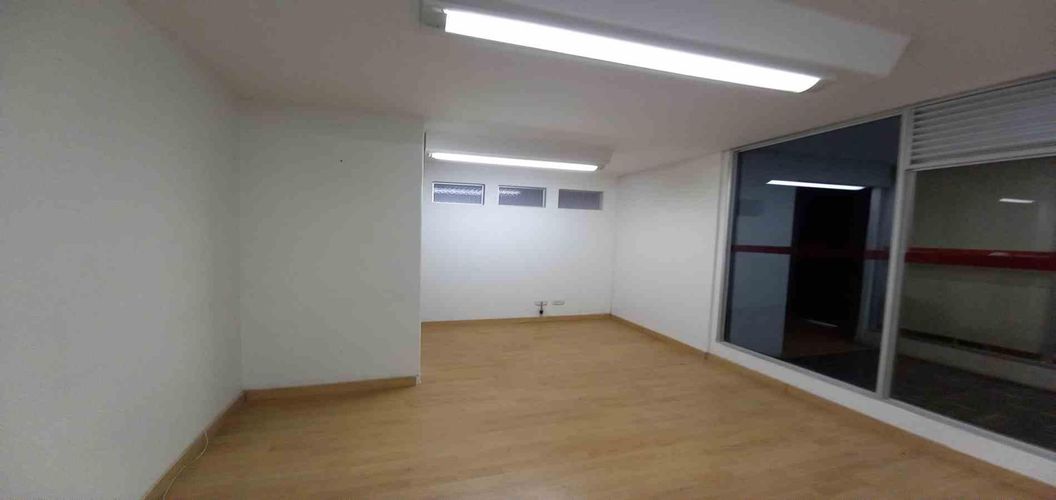 Oficina en venta en El Centro, Manizales, 82 m² · foto 12 de 24