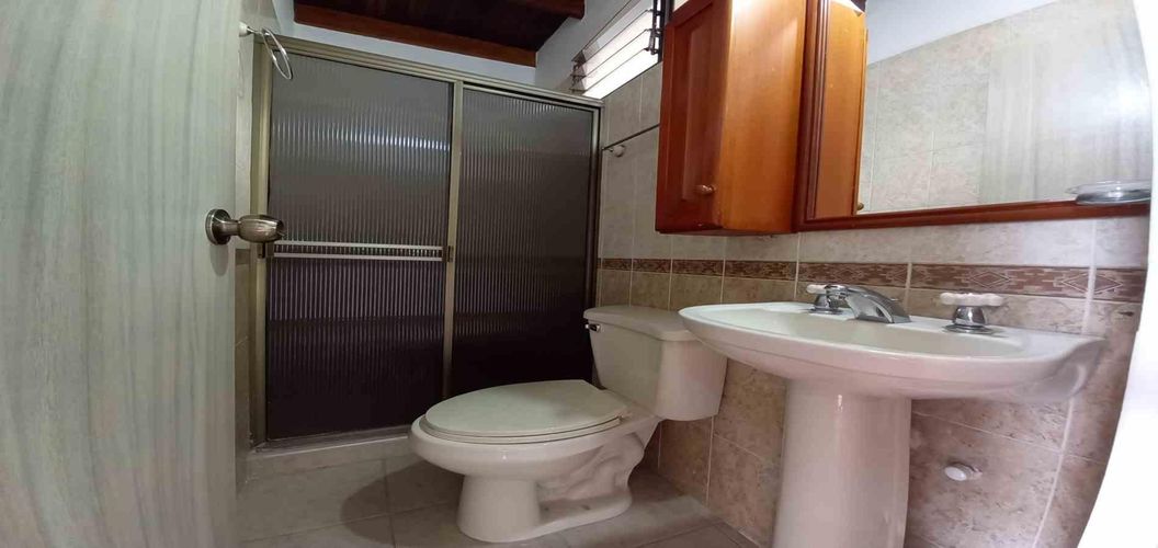Casa de 5 alcobas en venta en Alamos, Pereira · foto 7 de 24