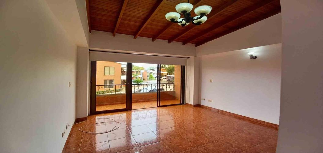 Casa de 5 alcobas en venta en Alamos, Pereira · foto 14 de 24