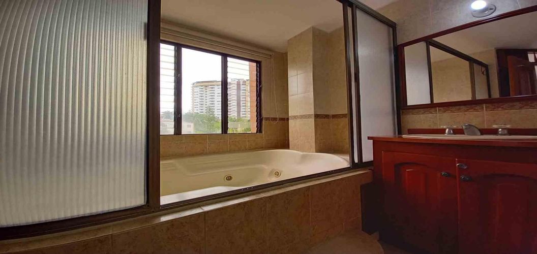 Casa de 5 alcobas en venta en Alamos, Pereira · foto 22 de 24