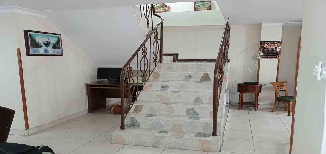 Casa de 8 alcobas en venta en Modelo, Armenia, 610 m² · foto 13 de 24