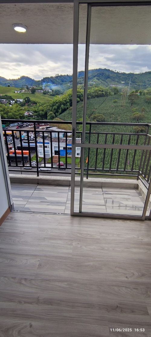 Apartaestudio en venta en Co. Cedro Rojo, Dosquebradas, 38 m² · foto 2 de 21