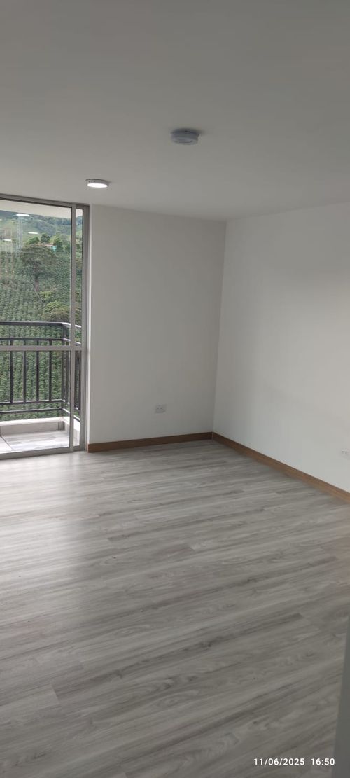 Apartaestudio en venta en Co. Cedro Rojo, Dosquebradas, 38 m² · foto 6 de 21