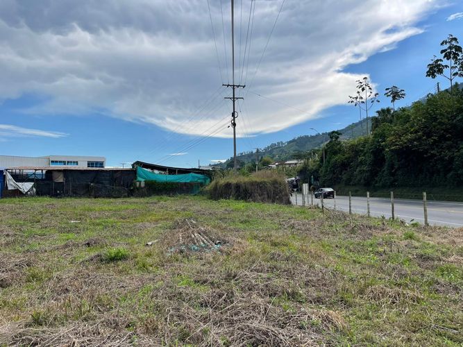 Lote en venta en El Estanquillo, Dosquebradas · foto 9 de 13