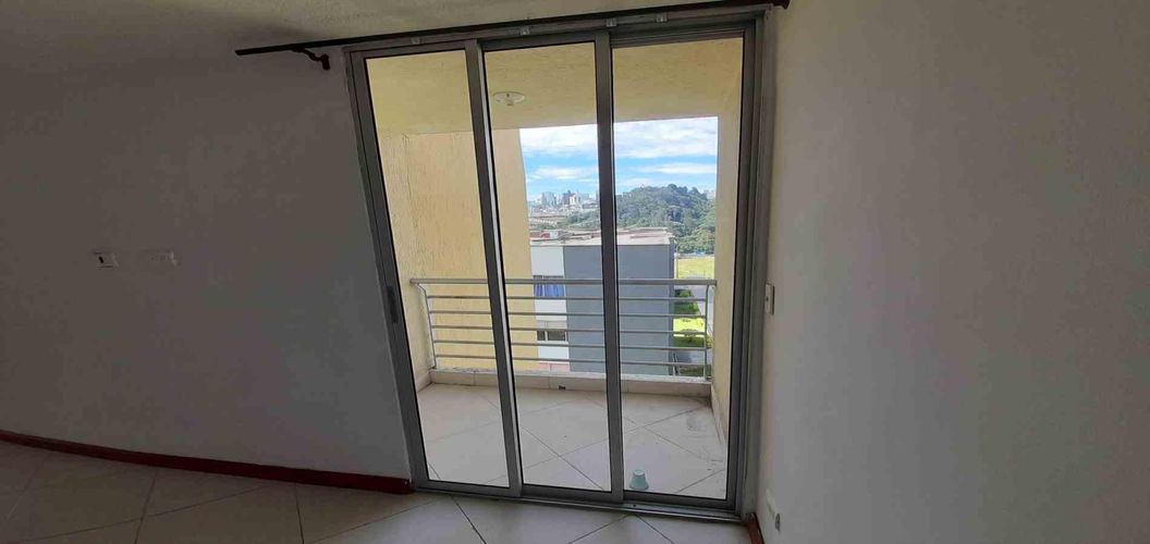 Apartamento de 3 alcobas en venta en Villa Cafe La Carola, Manizales, 56 m² · foto 8 de 15
