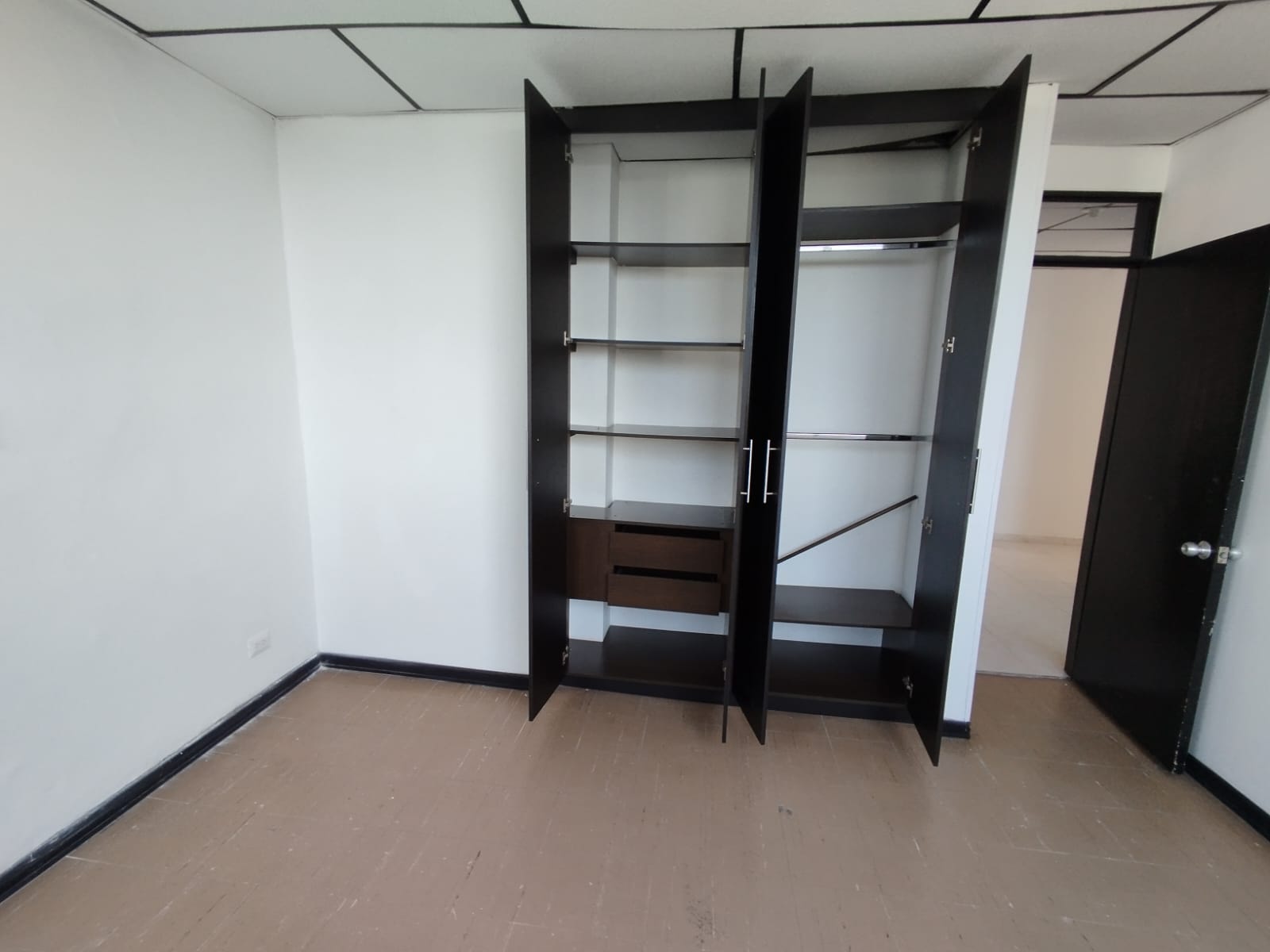Apartamento en venta en Bosques De Santa Elena, Pereira · foto 3 de 18