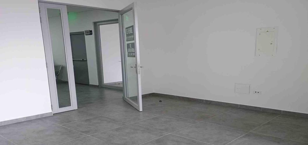 Consultorio en venta en Alcazar, Armenia, 37 m² · foto 13 de 15