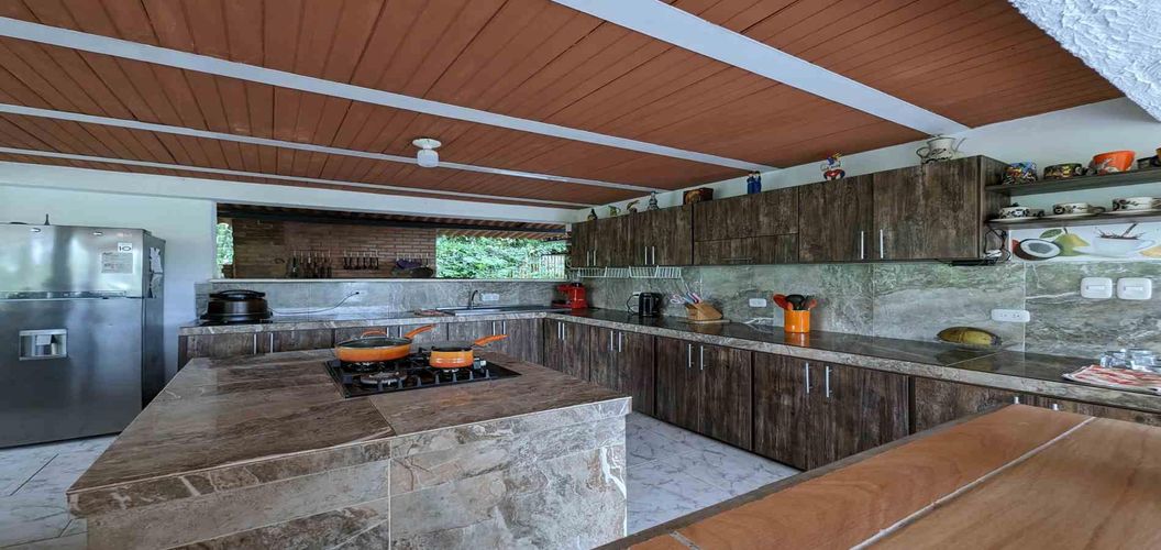 Finca en venta en San Jose Sur, Pereira, 335 m² · foto 11 de 24