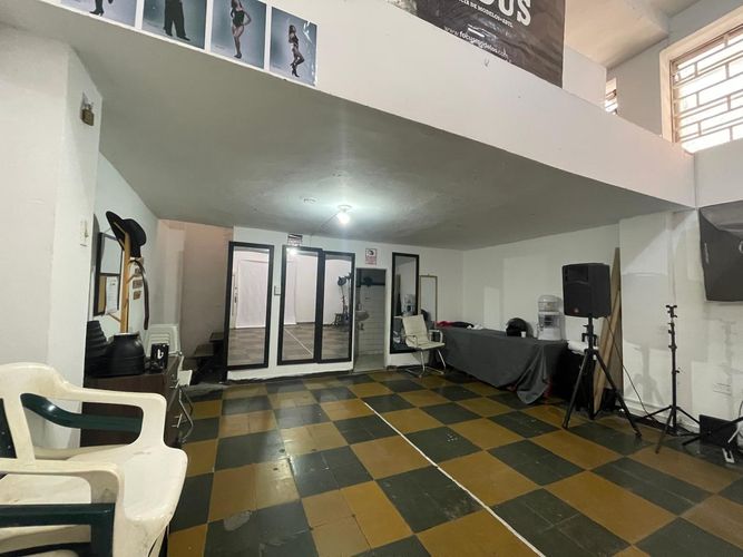 Local en venta en Centro, Armenia, 122 m² · foto 2 de 12