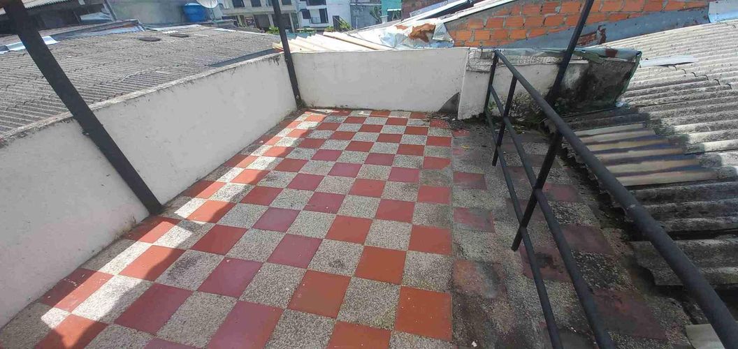 Casa de 3 alcobas en venta en La Castellana, Armenia, 262 m² · foto 17 de 17